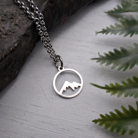 Handmade Jewelry - Silver Mountain Pendant Necklace / Nature Jewelry